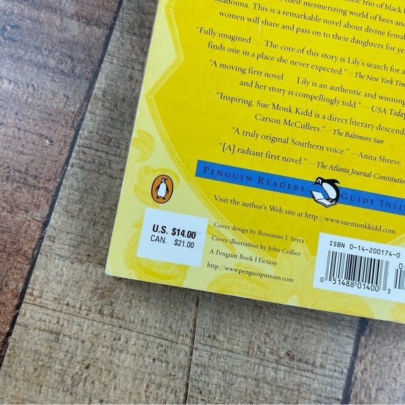 The Secret Life Of Bees Paperback Novel By Sue Monk Kidd Historical Fiction - Picture 3 of 7